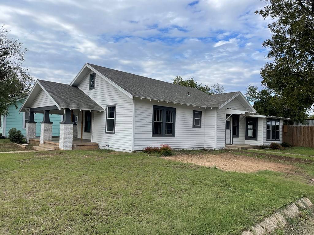 Ballinger, TX 76821,1200 N 8th St