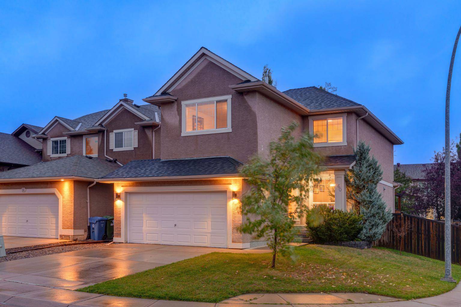 Calgary, AB T3H 4V9,60 Wentworth Close SW