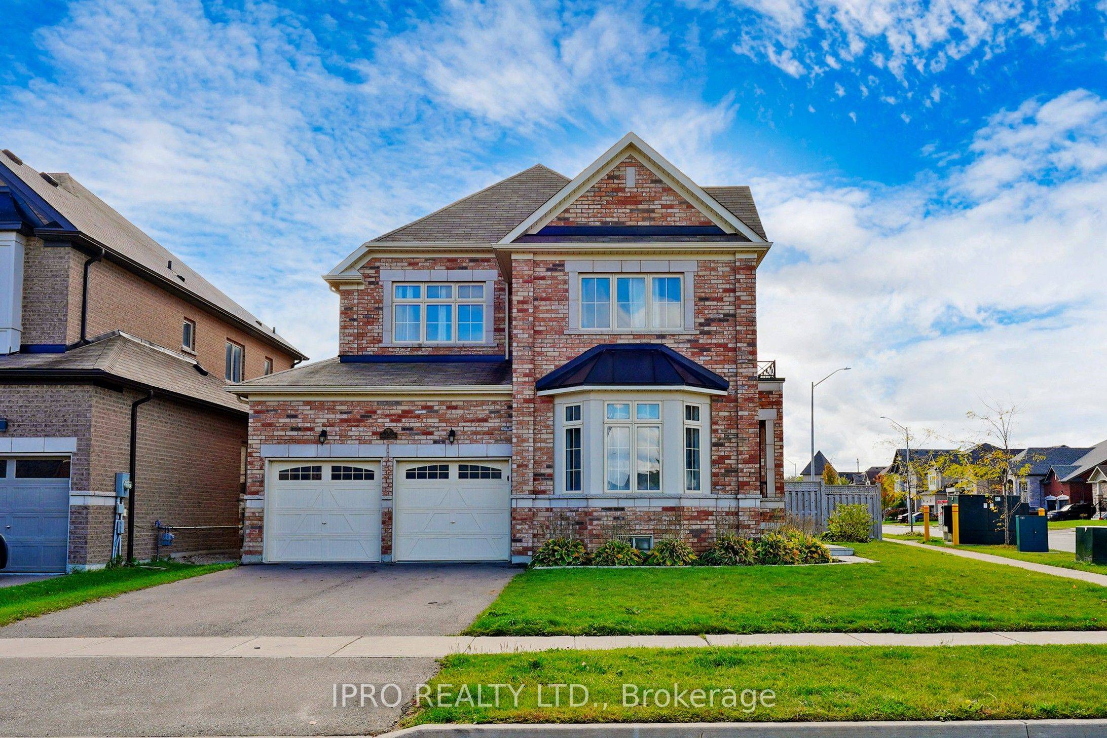 Innisfil, ON L9S 4R4,1071 Cole ST