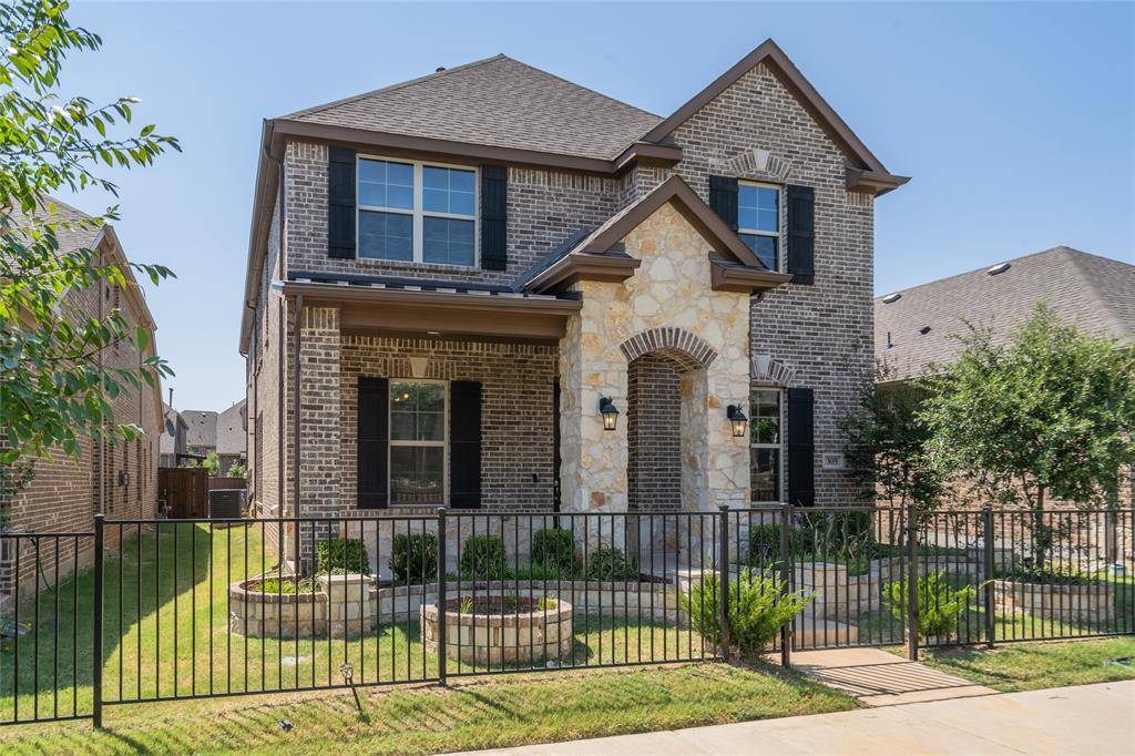 Euless, TX 76040,305 Park Drive