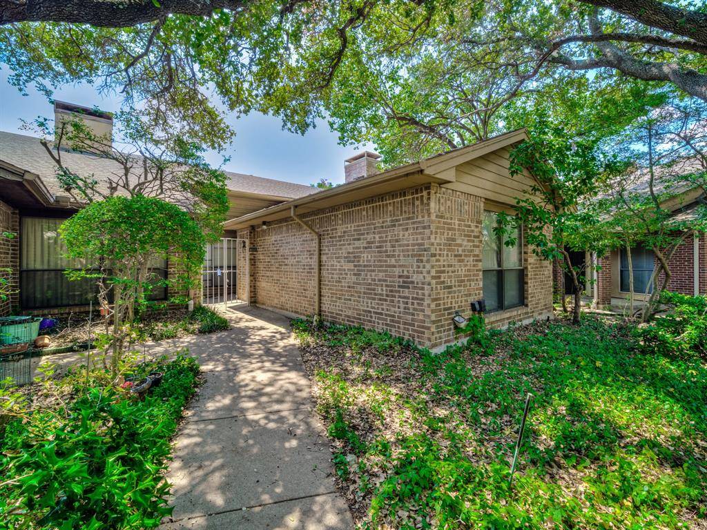 Addison, TX 75001,4032 Morman Lane