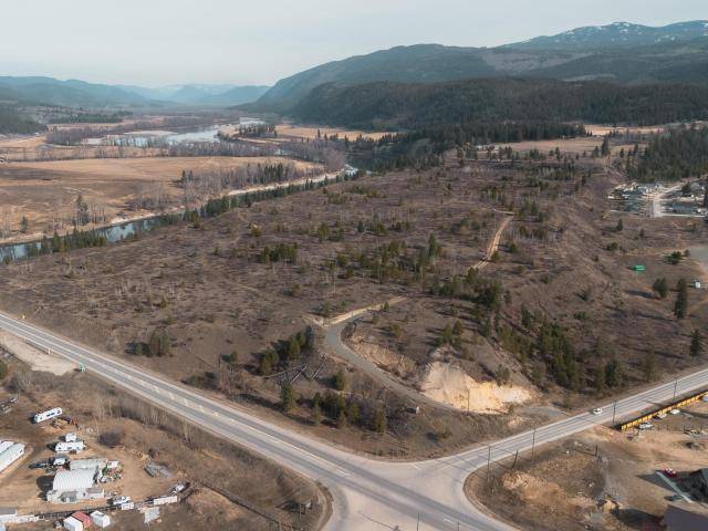 5088 BARRIERE TOWN RD, Barriere, BC