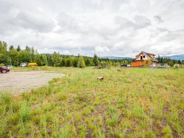 447 EDEN ROAD, Clearwater, BC