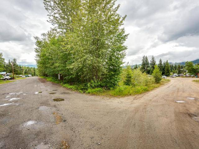 447 EDEN ROAD, Clearwater, BC