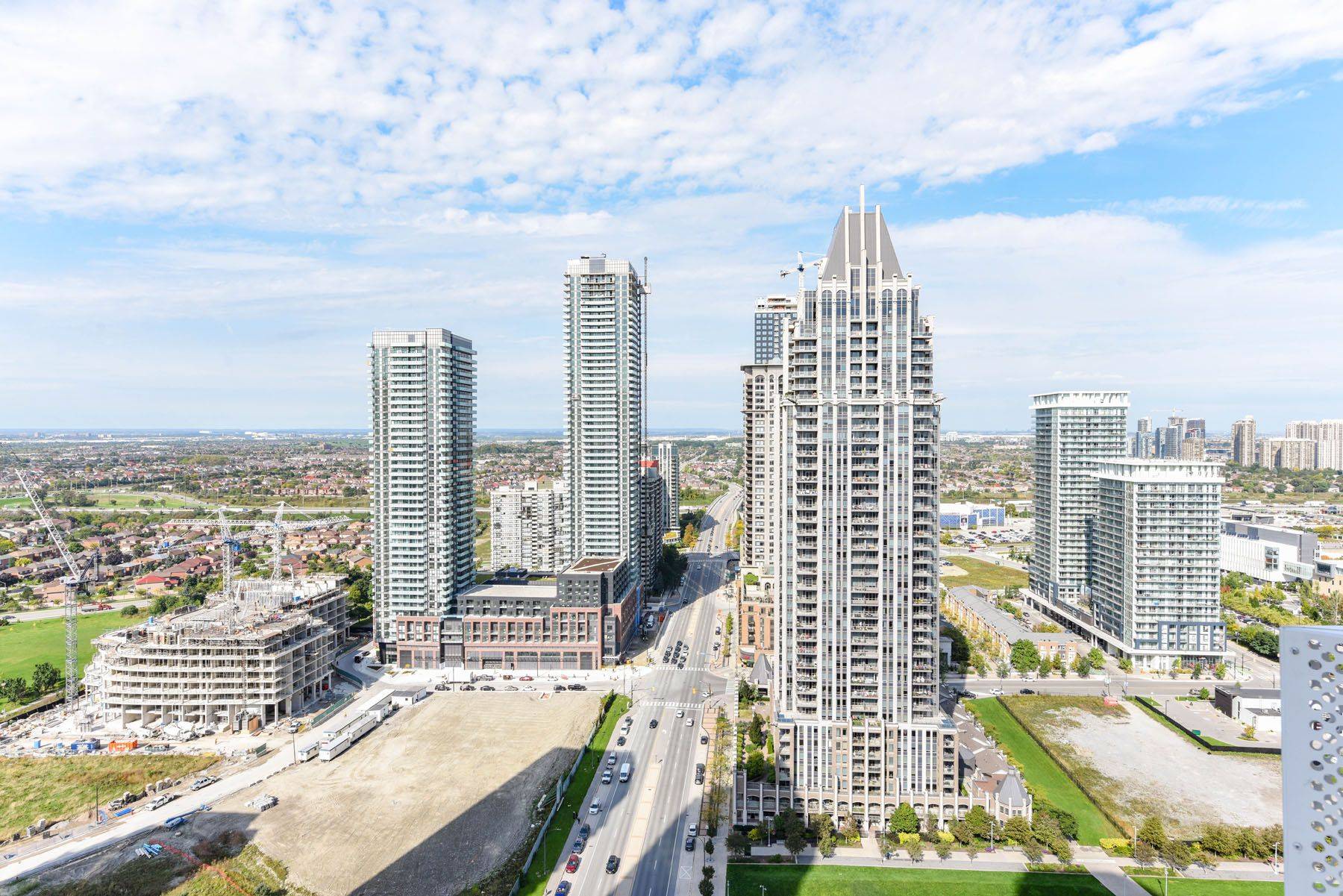 Mississauga, ON L5B 4N1,4065 Confederation Pkwy #3003