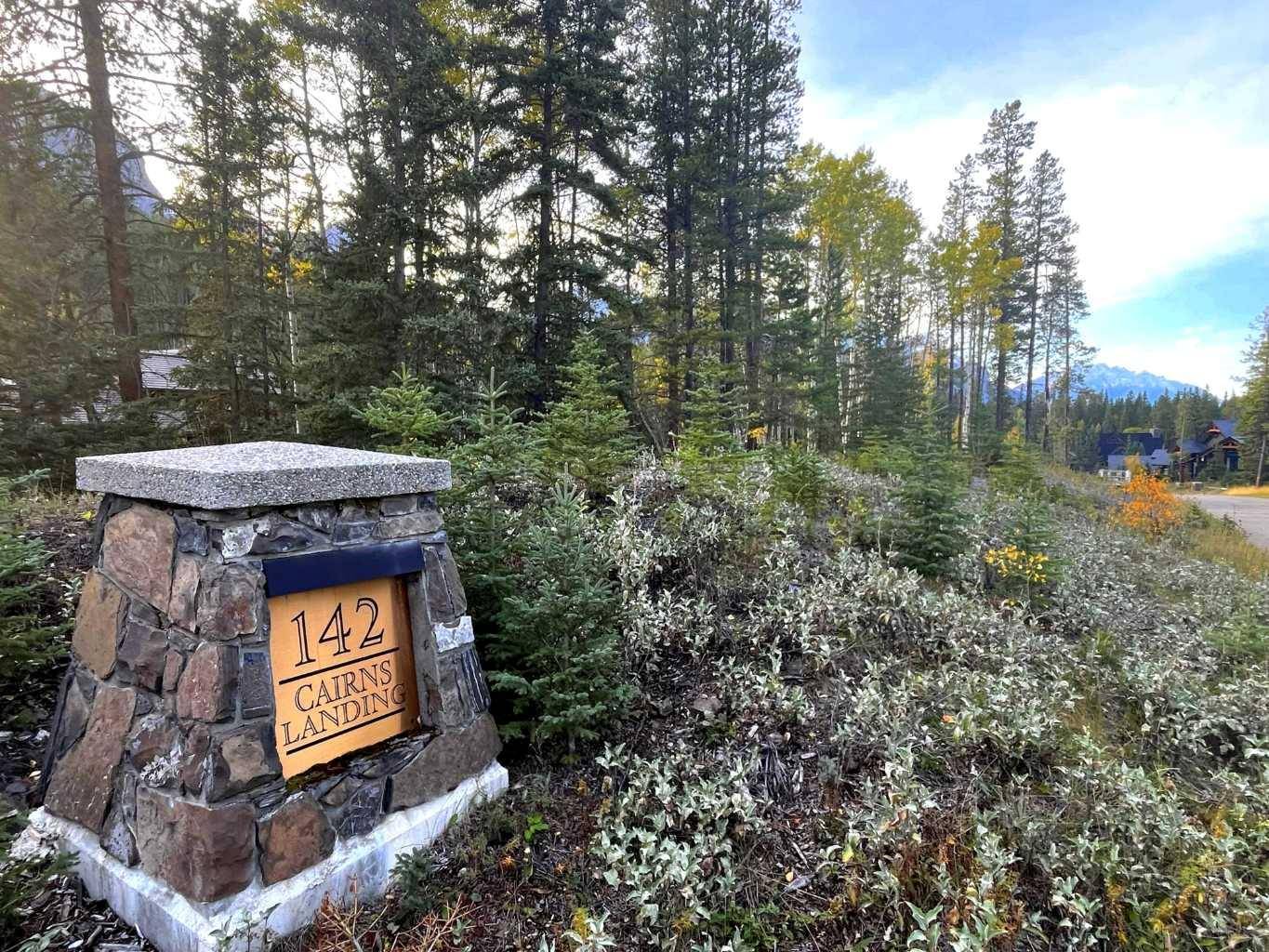 Canmore, AB T1W 3J9,142 Cairns LNDG