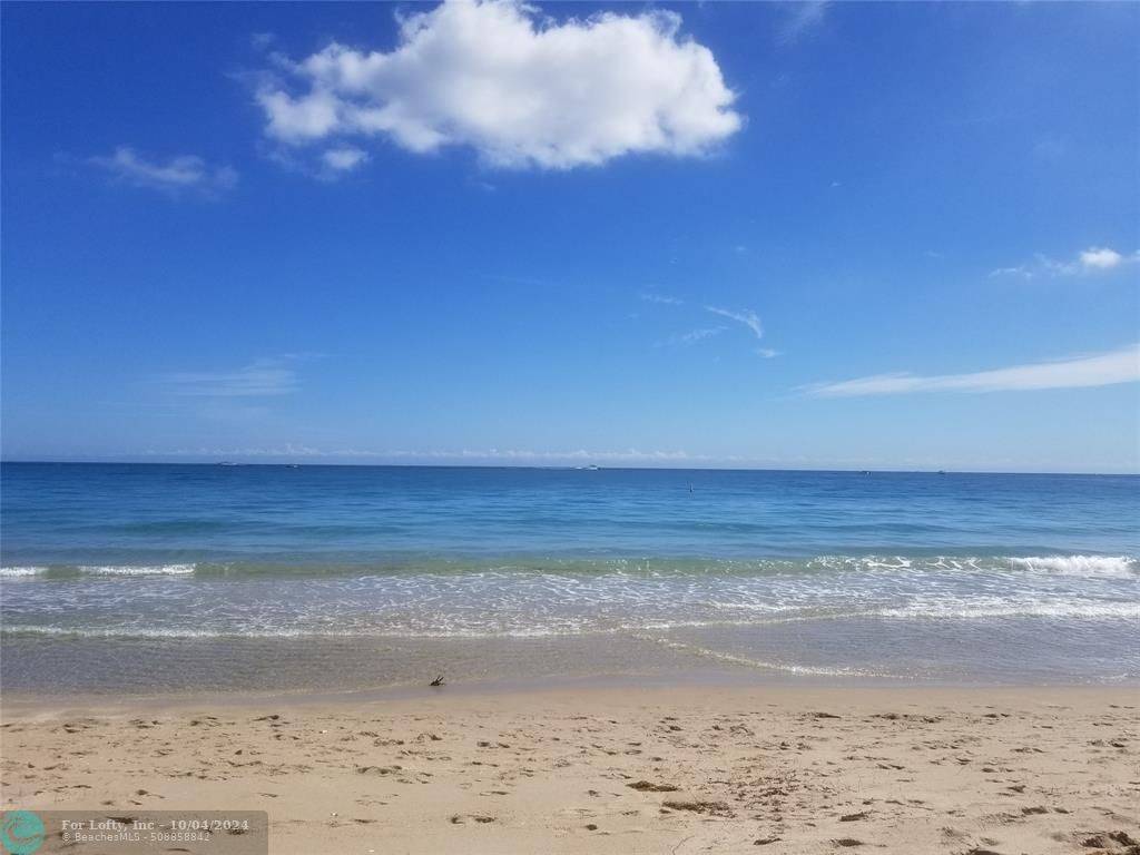 Pompano Beach, FL 33062,1439 S Ocean Blvd  #211