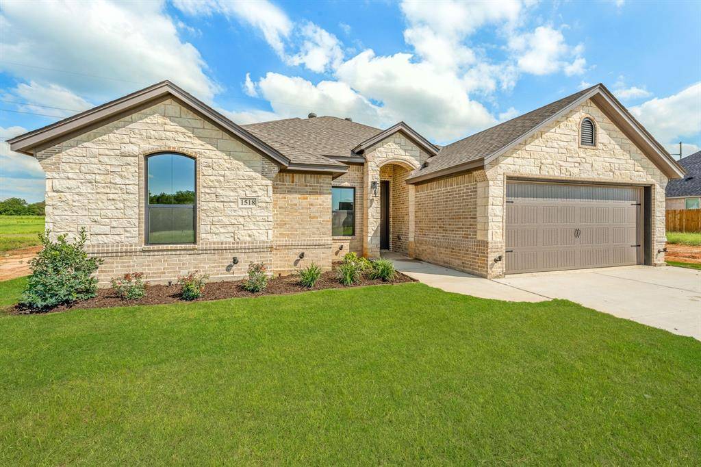 Tolar, TX 76476,1518 Oleander Drive