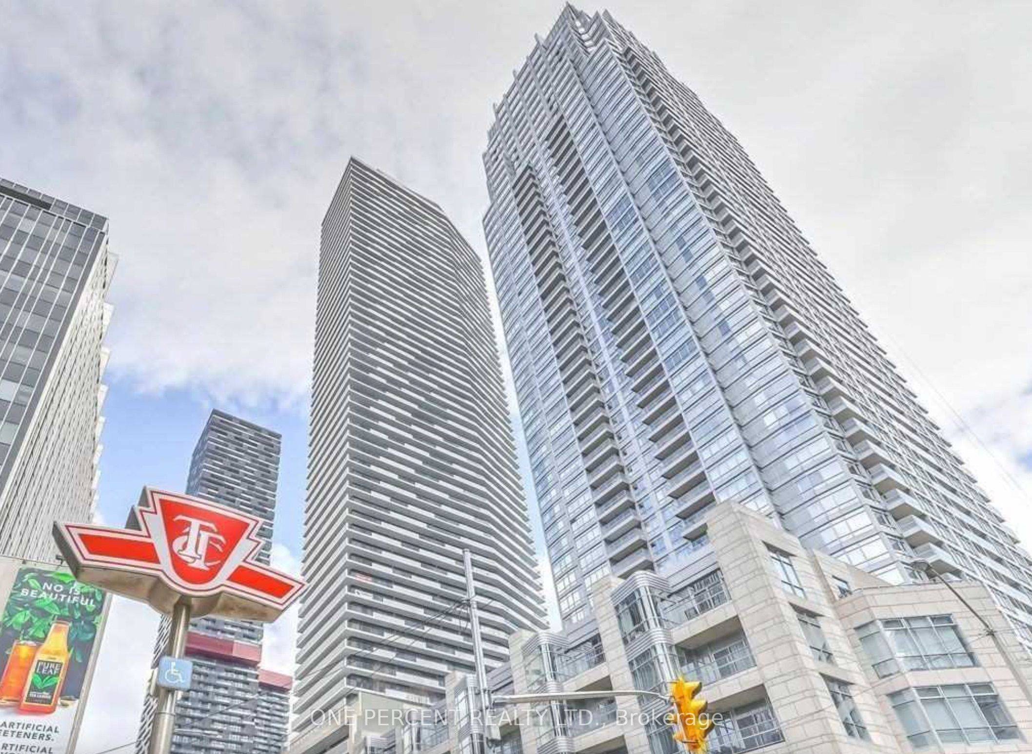 Toronto C10, ON M4S 0B8,2221 Yonge ST #3711