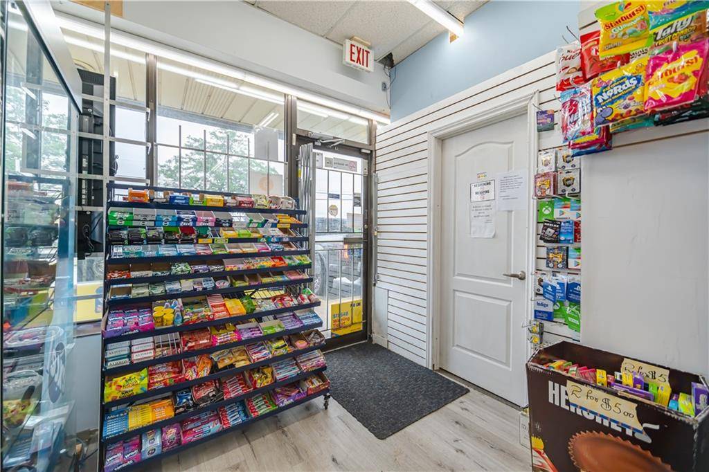 30 RYMAL Road E #H, Hamilton, ON L9B 1T7