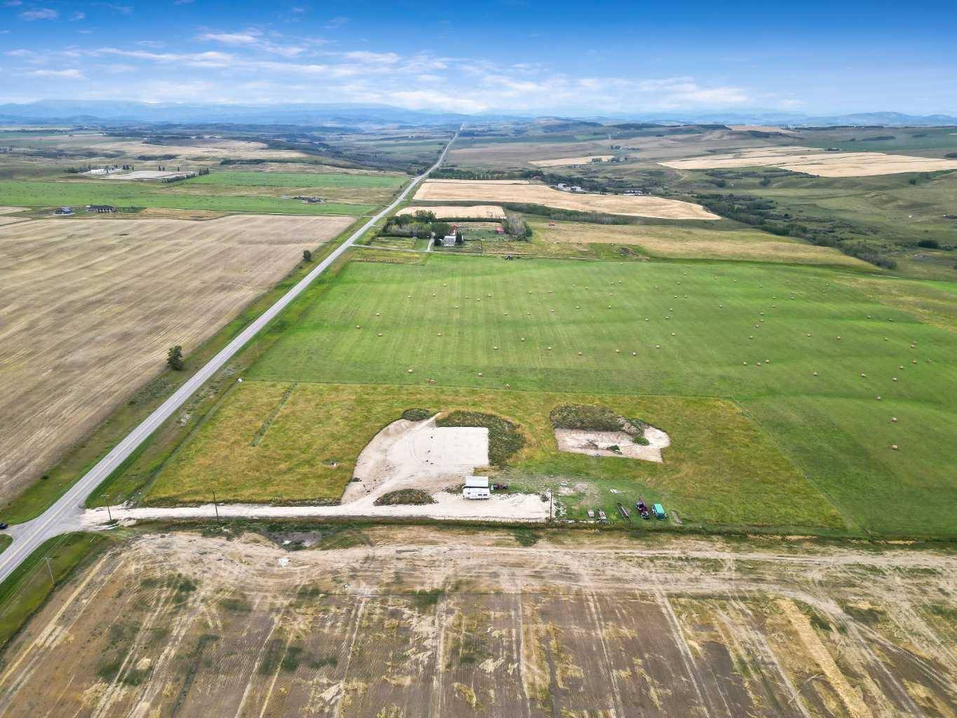 Rural Foothills County, AB T0L 0H0,8 Acres 543 W