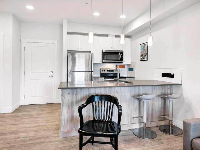 301 107 YEW STREET, Kamloops, BC V2B 4A1