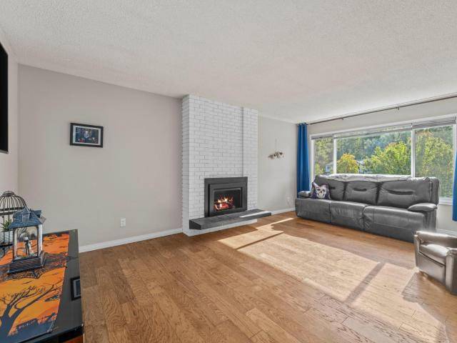 Kamloops, BC V2E 1J3,1880 SPRINGHILL DRIVE