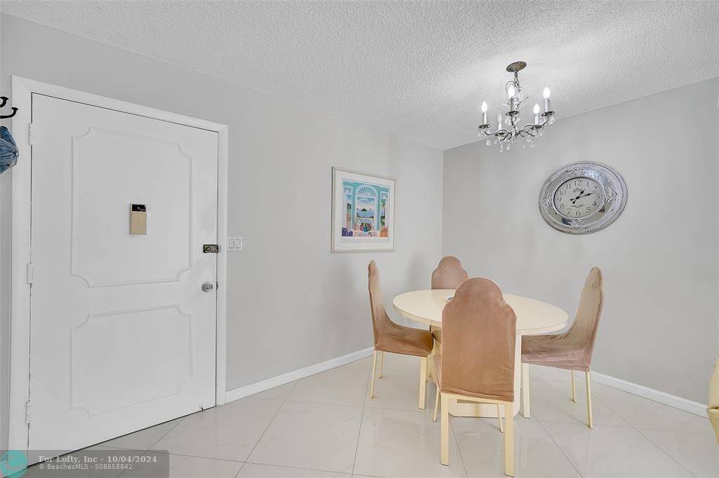 Hallandale Beach, FL 33009,3161 S OCEAN DR  #207