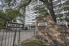 Toronto C04, ON M6B 3B4,3000 Bathurst ST #1205