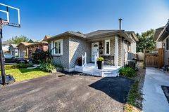 Clarington, ON L1E 2G6,146 Sandringham DR