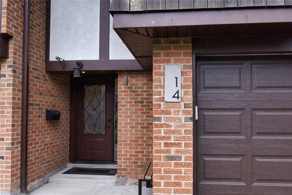 14 THISTLE Lane, Dundas, ON L9H 6G1