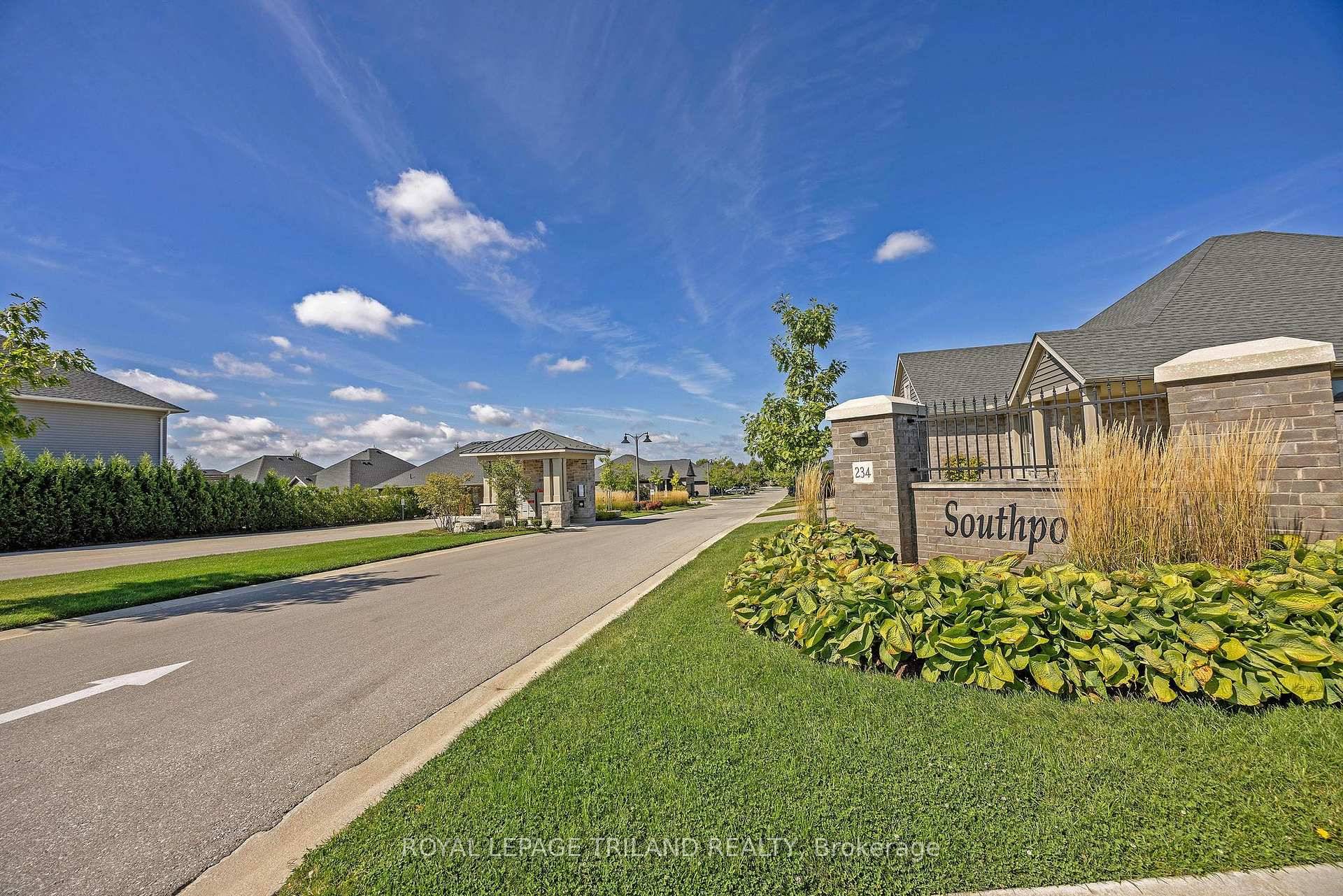 St. Thomas, ON N5R 0G8,234 Peach Tree BLVD #45