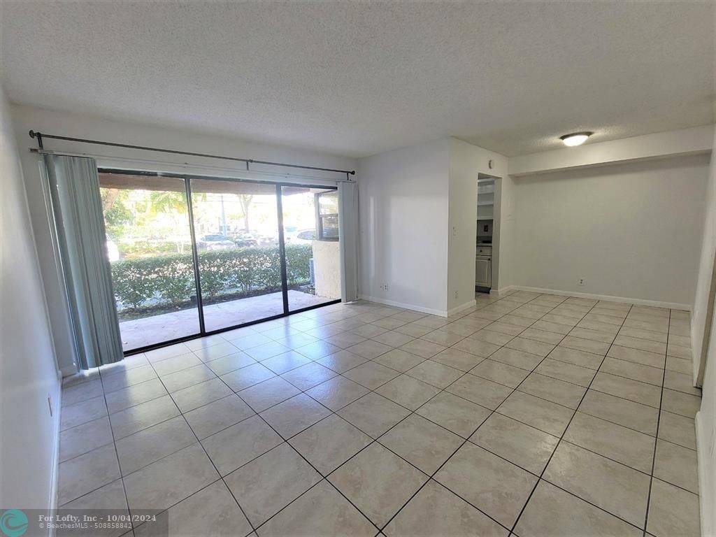 Coral Springs, FL 33065,2949 Riverside Dr  #124