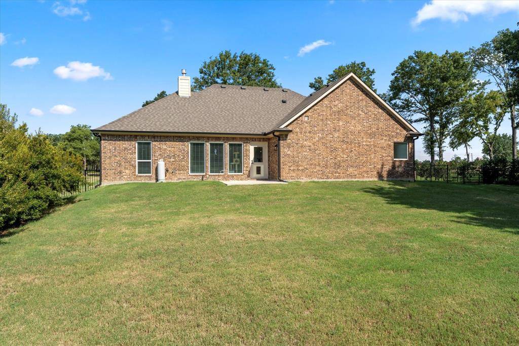 Mabank, TX 75143,101 Lighthouse Lane