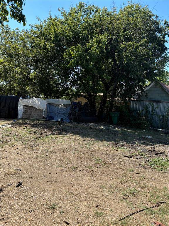 Mineral Wells, TX 76067,814 8th Street