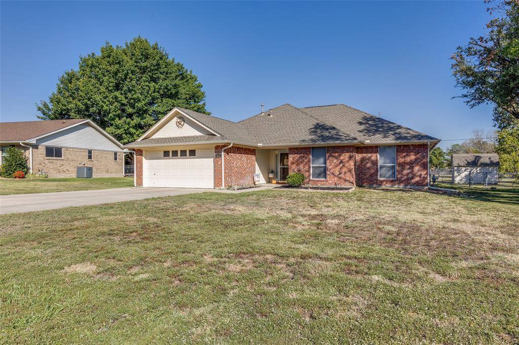 Justin, TX 76247,422 W 7th Street