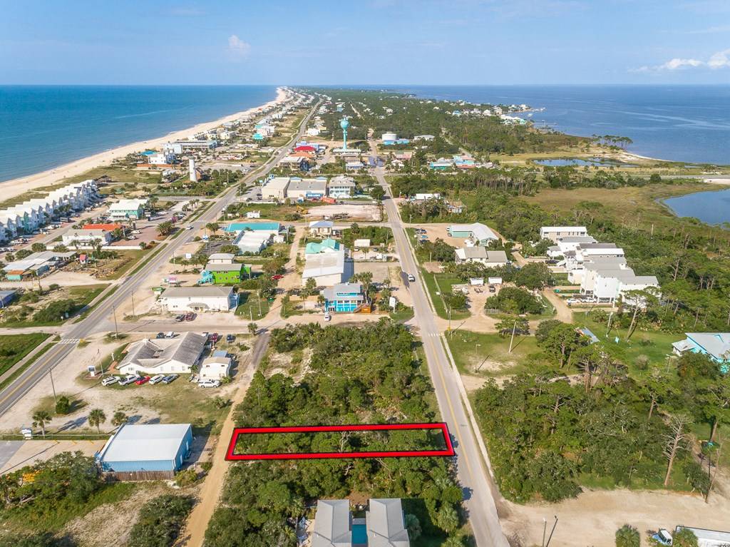 St. George Island, FL 32328,228 E Pine Ave