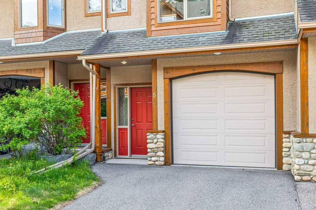 Canmore, AB T1W 3E5,300 Eagle Terrace RD #5