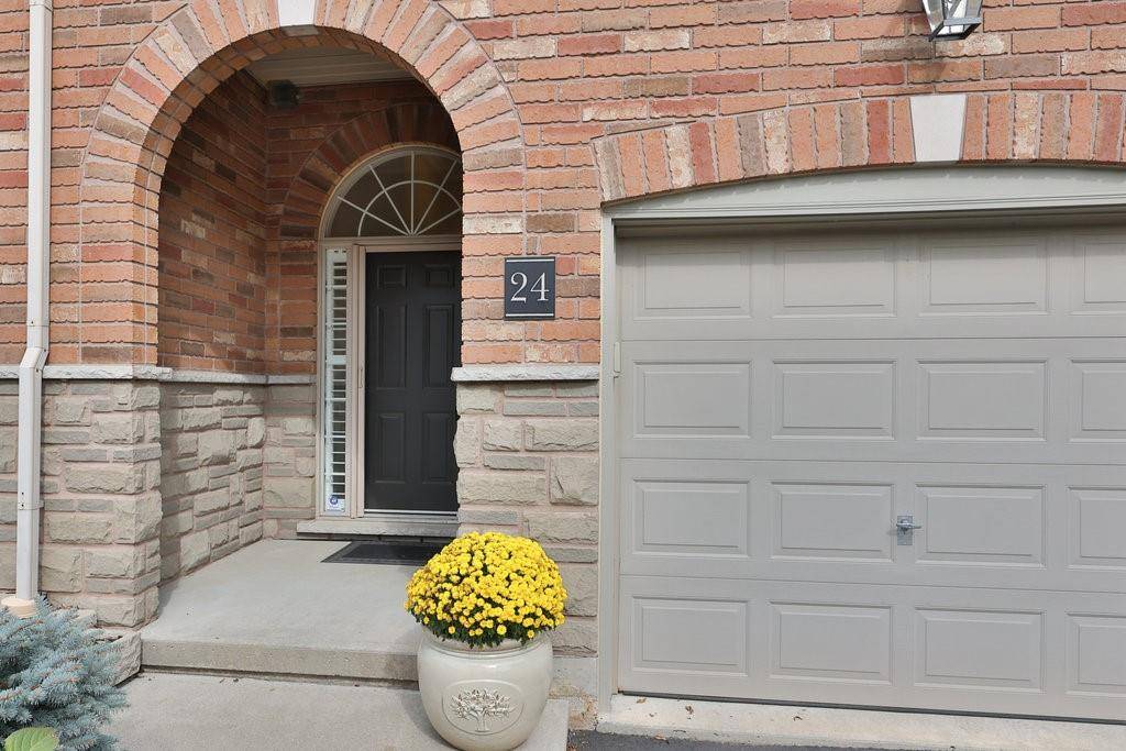 289 PLAINS Road W #24, Burlington, ON L7T 1G1