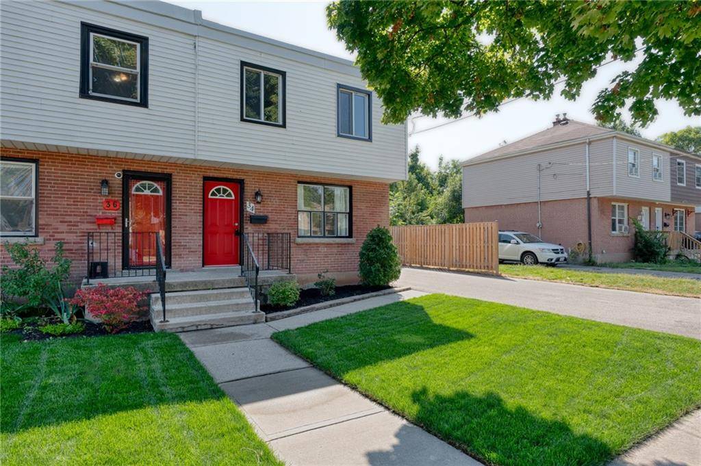 34 SUMACH Street, Hamilton, ON L8H 6W4