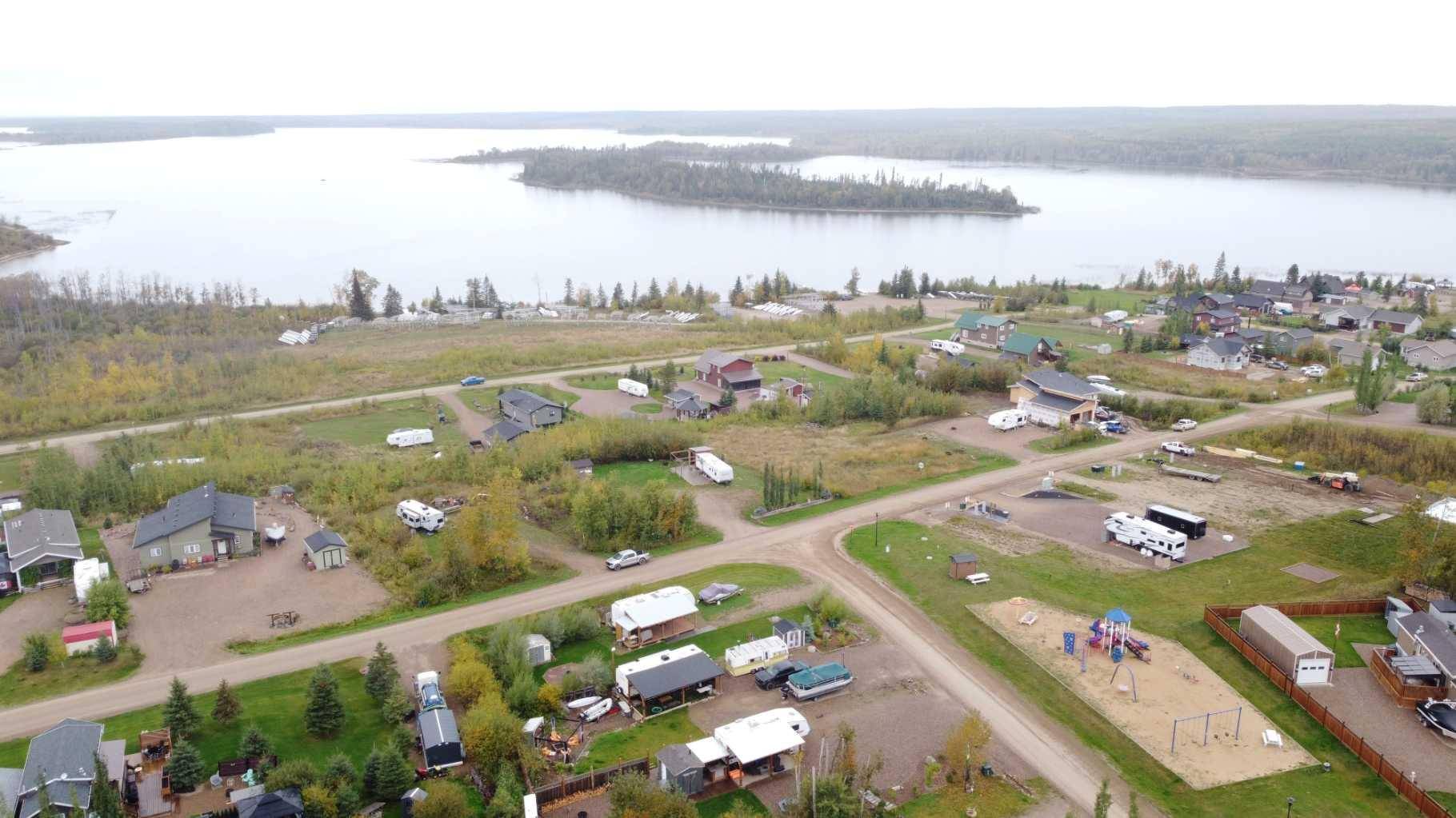 Lac Des Iles, SK S0M1A0,525 Diamond Willow DR