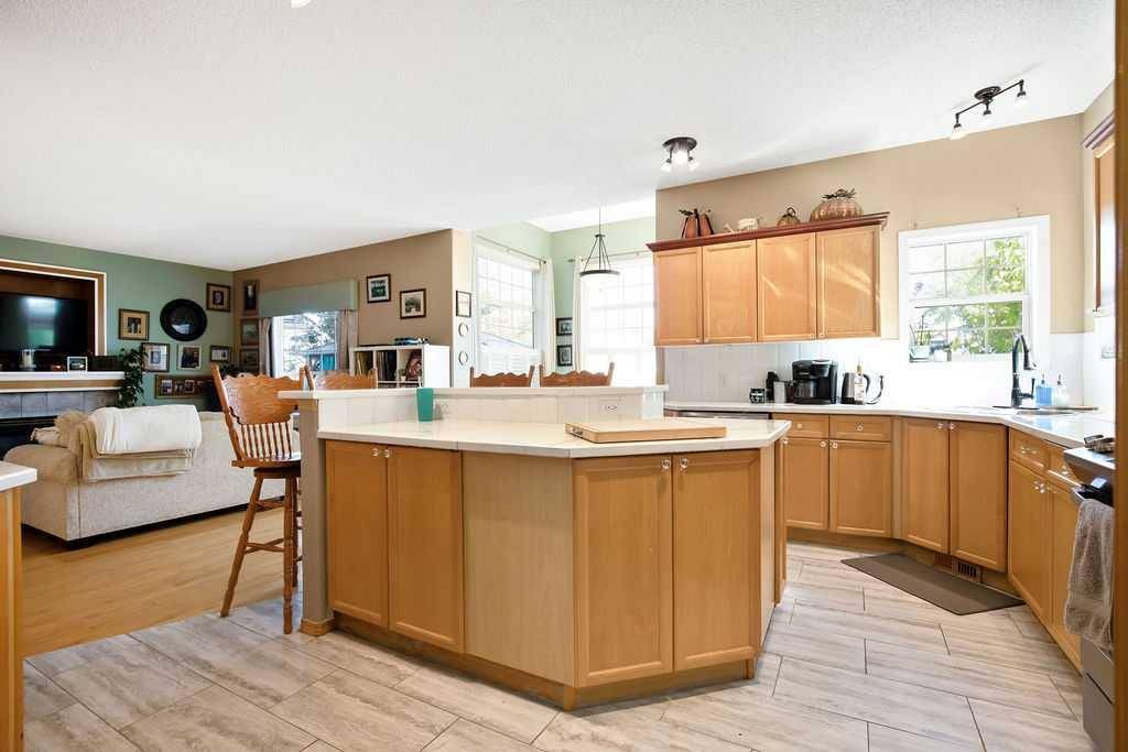 Chestermere, AB T1X1G9,78 Lakeview INLT