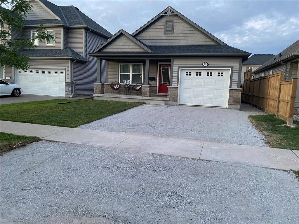 203 CLASSIC Avenue #Basement, Welland, ON L3B 0A3