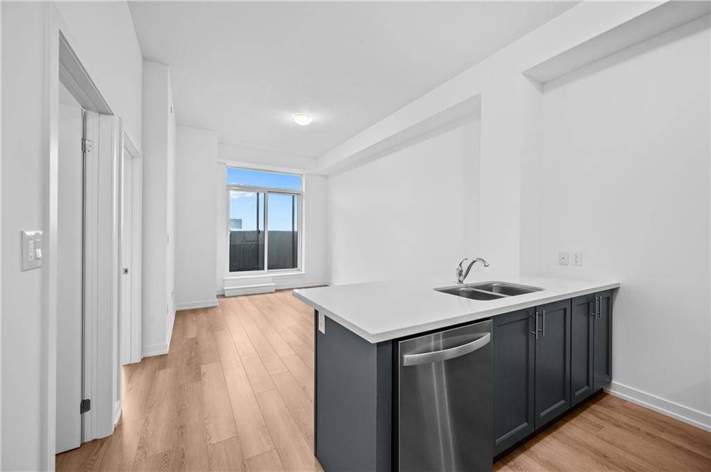 470 DUNDAS Street E #513, Hamilton, ON L8B 1Z2