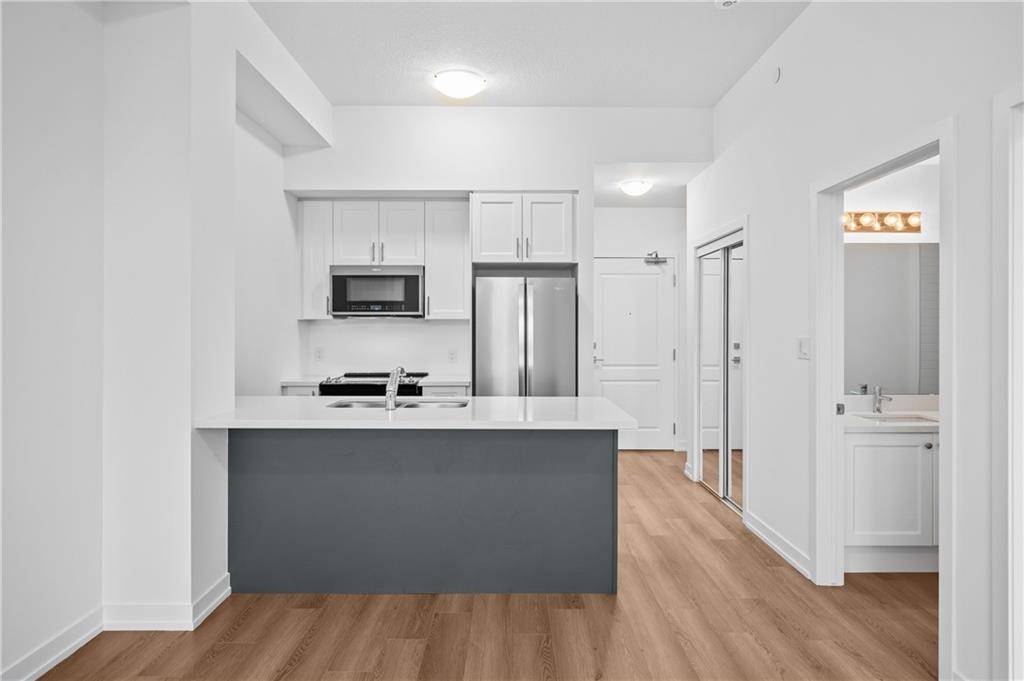 470 DUNDAS Street E #513, Hamilton, ON L8B 1Z2