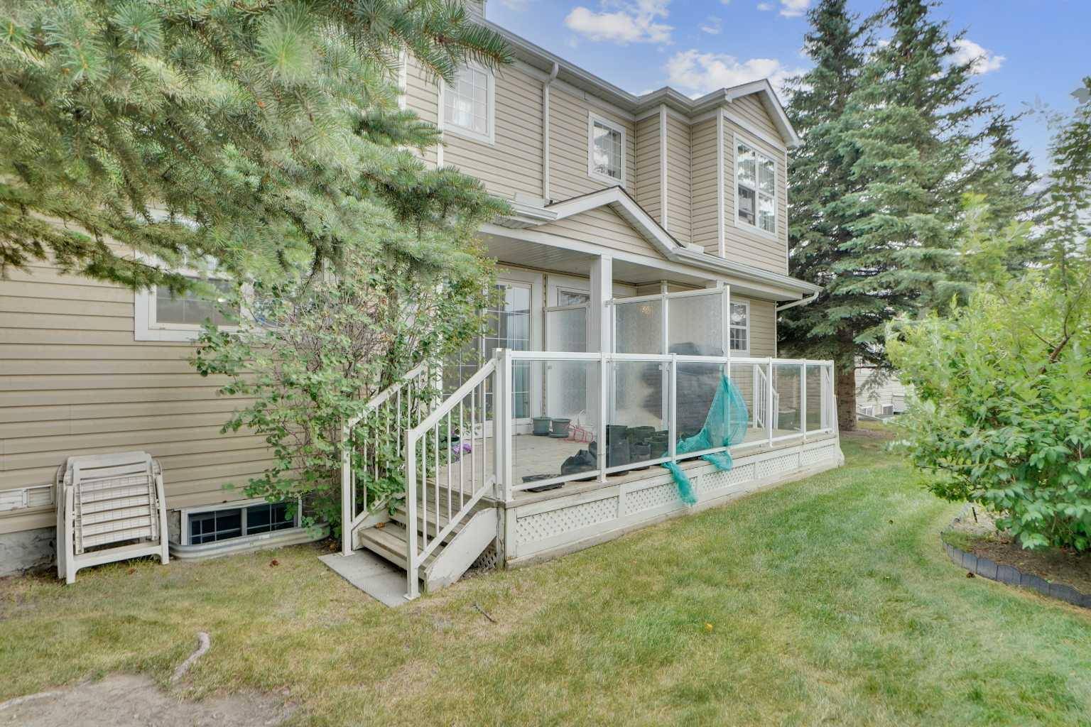 Calgary, AB T3J 3Z6,7707 Martha's Haven PARK NE #157