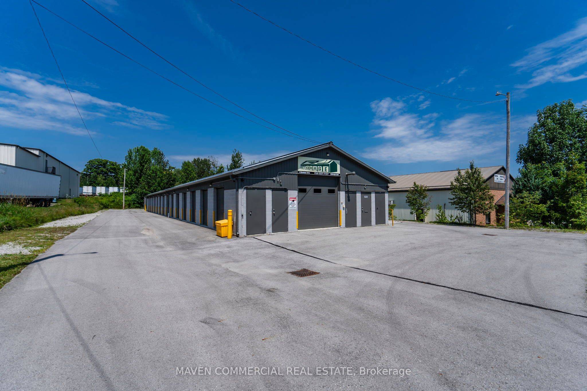 Orillia, ON L3V 7T4,8 Brammer DR