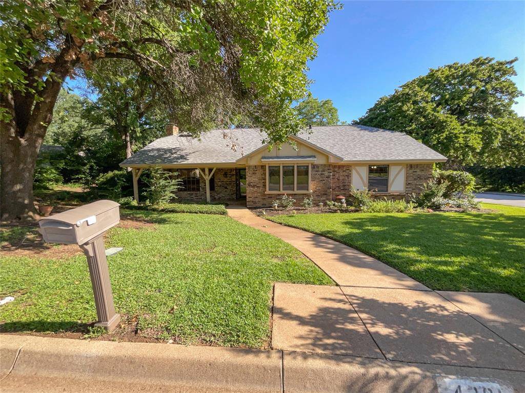 Arlington, TX 76016,4301 Steeplechase Trail