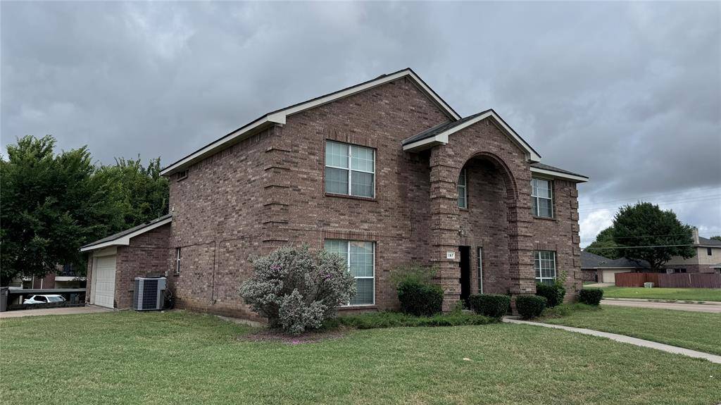 Lancaster, TX 75146,197 Rolling Court