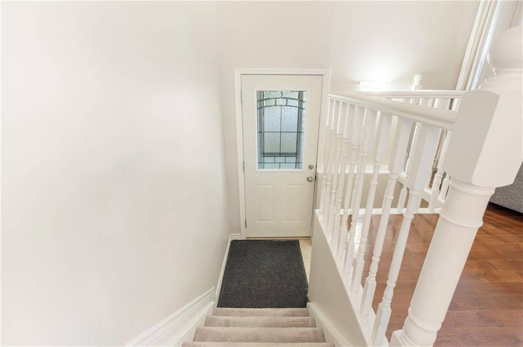 88 RAND Street, Stoney Creek, ON L8J 1A8