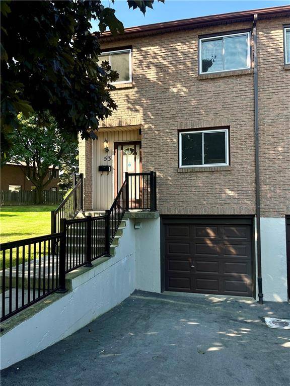 250 MAGNOLIA Drive #53, Hamilton, ON L9C 6M3