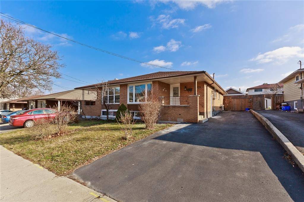 271 QUIGLEY Road #lower leve, Hamilton, ON L8K 6C6