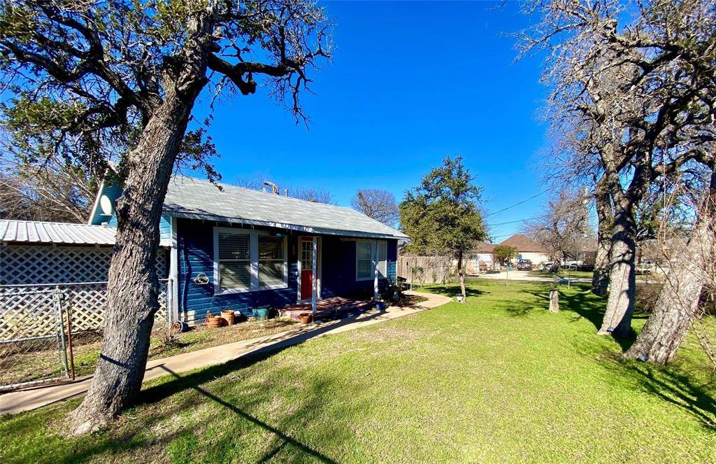 Glen Rose, TX 76043,304 Paluxy Street #A