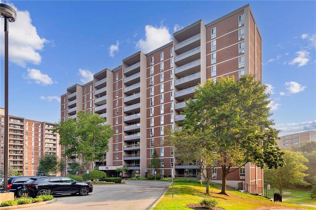 1966 MAIN STREET W #1508, Hamilton, ON L8S 1J6