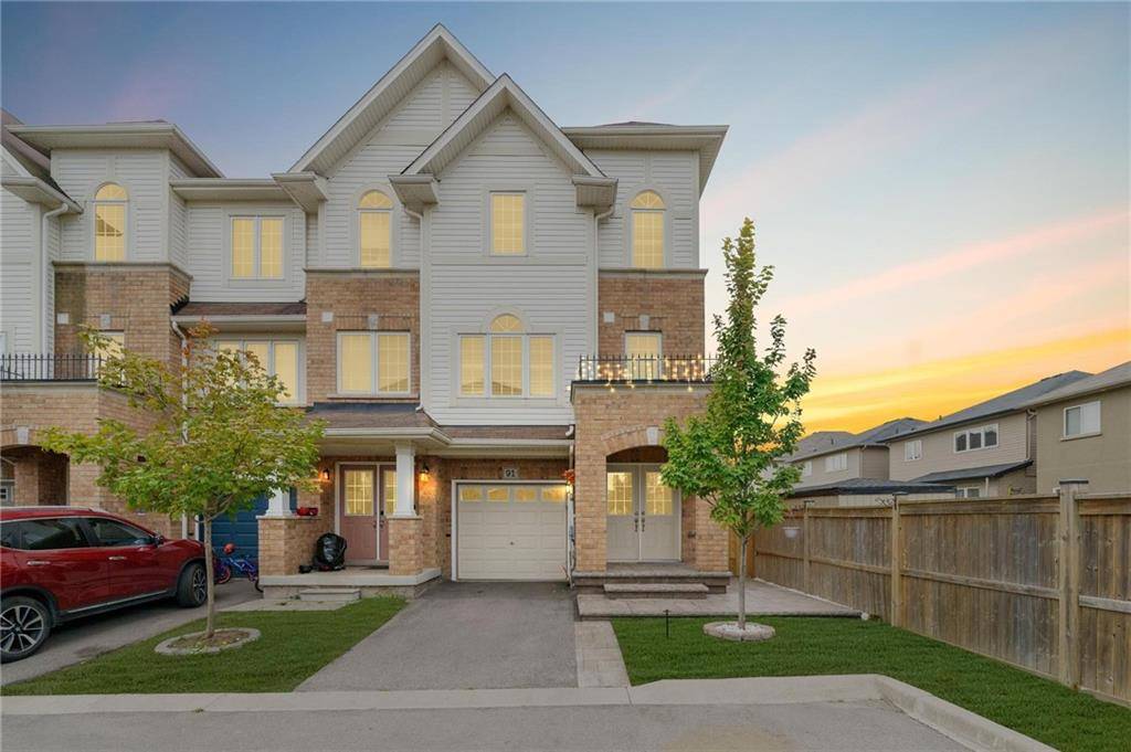 91 MAYLAND Trail, Hamilton, ON L8J 2V7