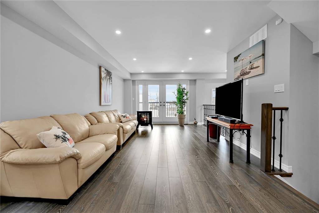 210 S QUEEN Street S, Simcoe, ON N3Y 3C8