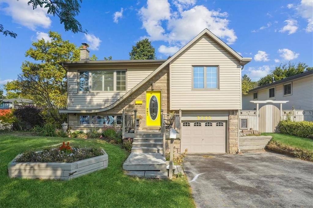 3245 PALMER Drive, Burlington, ON L7M 1W1