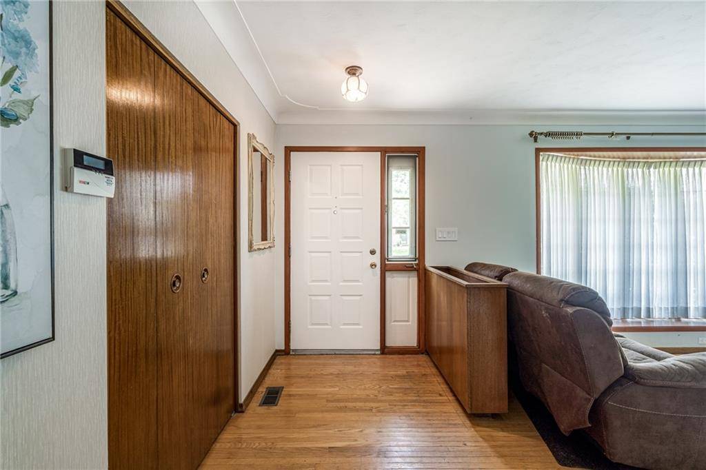 11 MESSECAR Drive, Burford, ON N0E 1A0