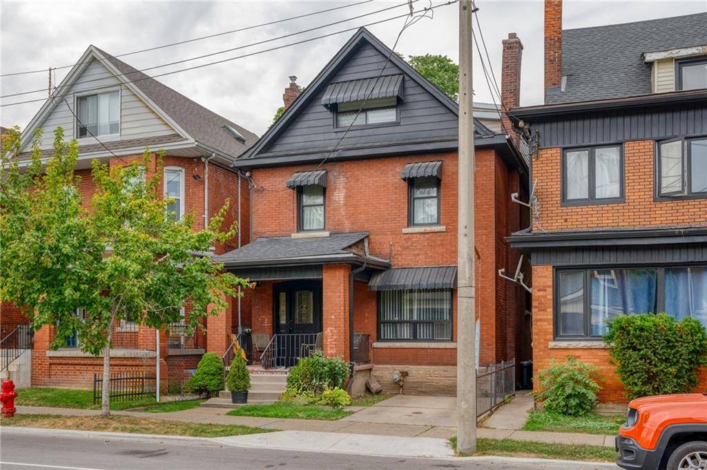 34 SHERMAN Avenue S, Hamilton, ON L8M 2P4
