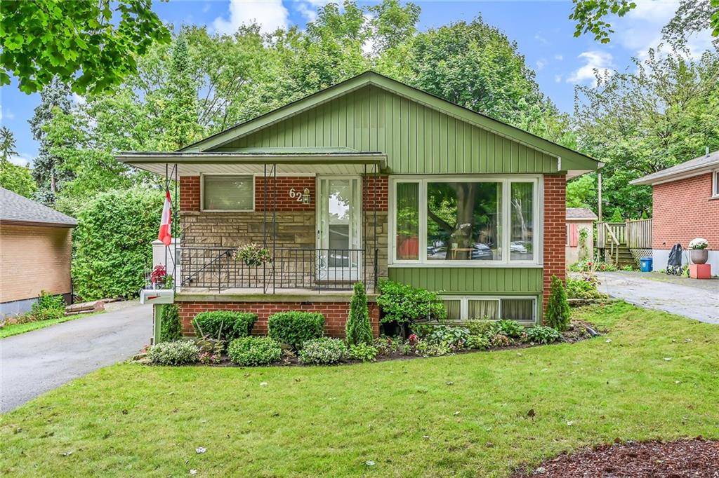 62 BLACKWOOD Crescent, Hamilton, ON L8S 3H5